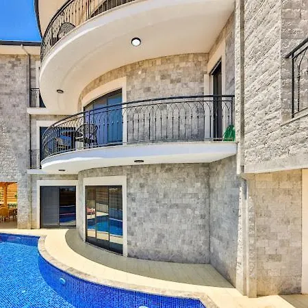 Levilla Villa *